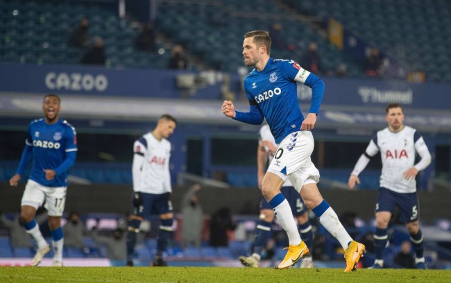 起到关键作 起到关键作