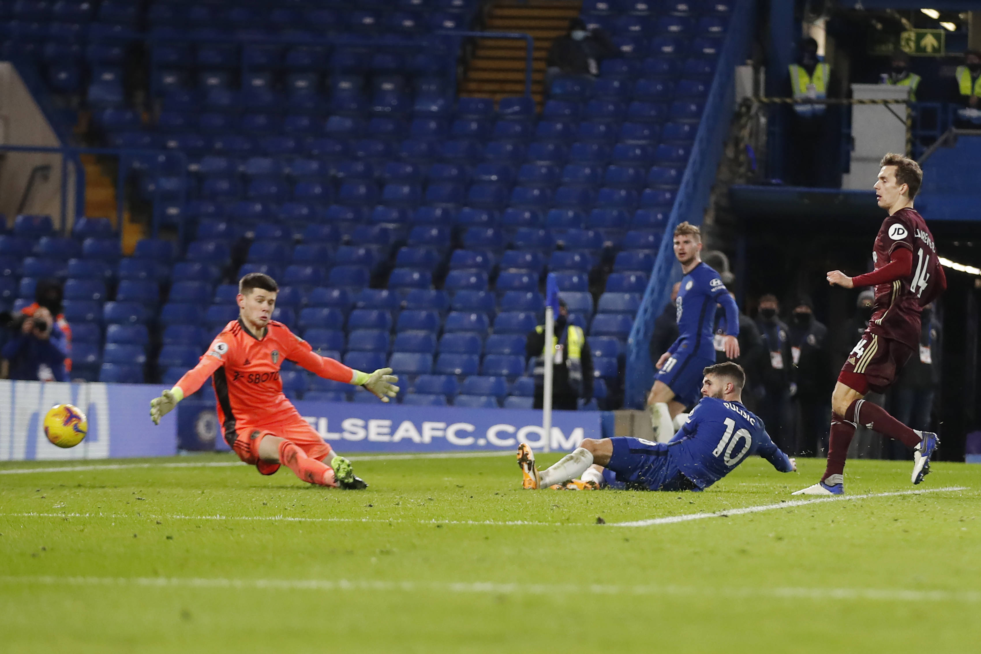 卡恩等球员 卡恩等球员